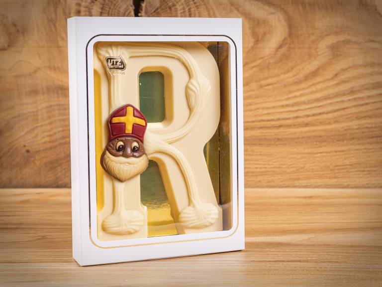 Handgemaakte Alfabet Chocoladeletter R Wit