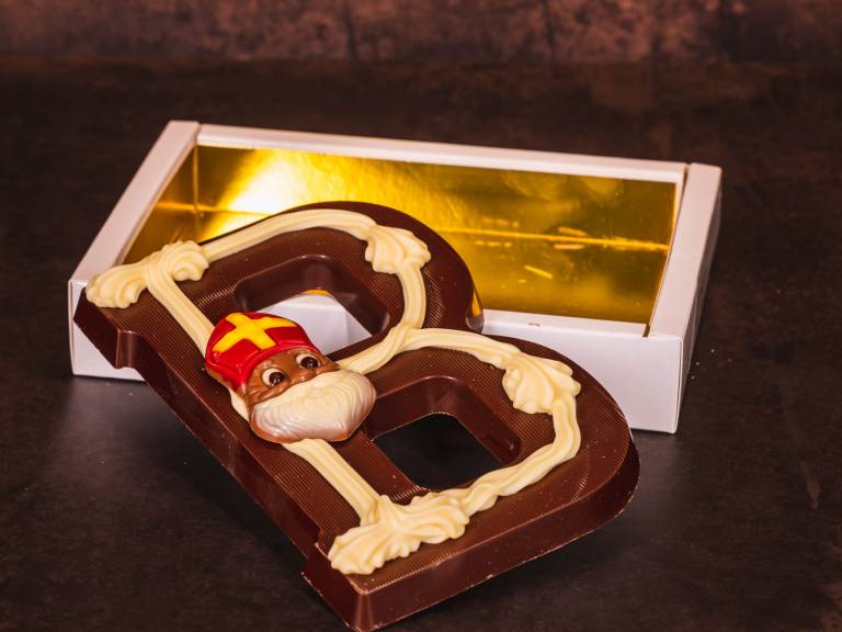 Handgemaakte Alfabet Chocoladeletter B Puur