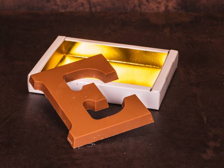 Standaard Chocoladeletter E - Melk - 135 gram