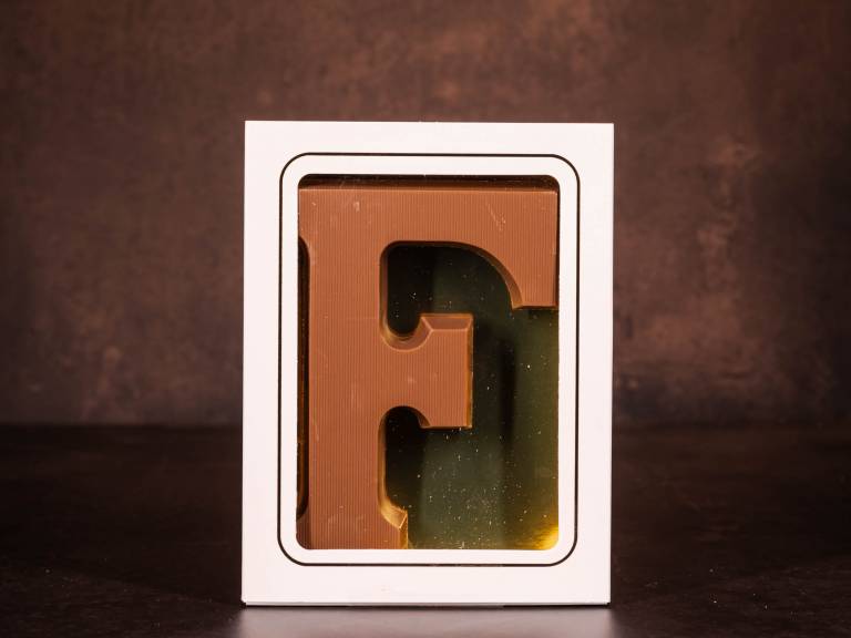 Standaard Chocoladeletter F - Melk - 135 gram